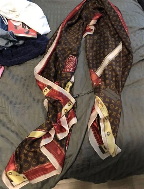 buy louis vuitton scarf online|genuine louis vuitton scarf.